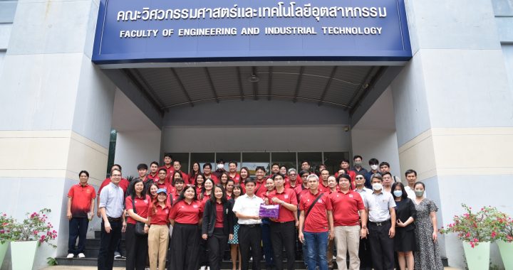 "ผู้บริหารคณะวิศวกรรมศาสตร์ มรภ.เพชรบุรี ต้อนรับคณะศึกษาดูงาน มรภ.พิบูลสงคราม"